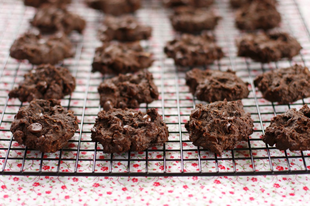 Flourless Dark Chocolate Cookies
