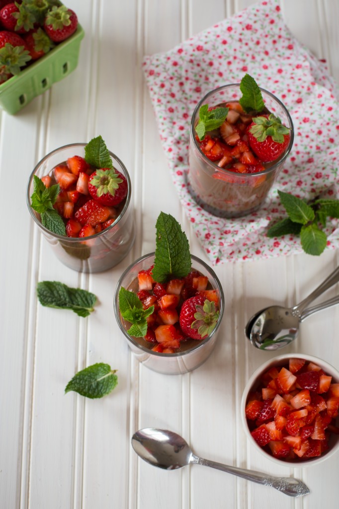 Strawberry Choco-Mint Parfait {Gluten-Free, Vegan}